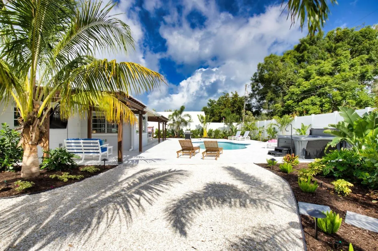 Tropical Oasis, Heated Pool, Hot Tub, Near Siesta Key