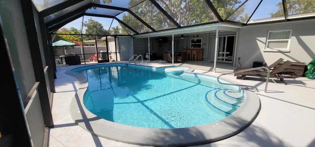 Pool On Gulf Gate 5min Away From Siesta Key Holiday home Sarasota
