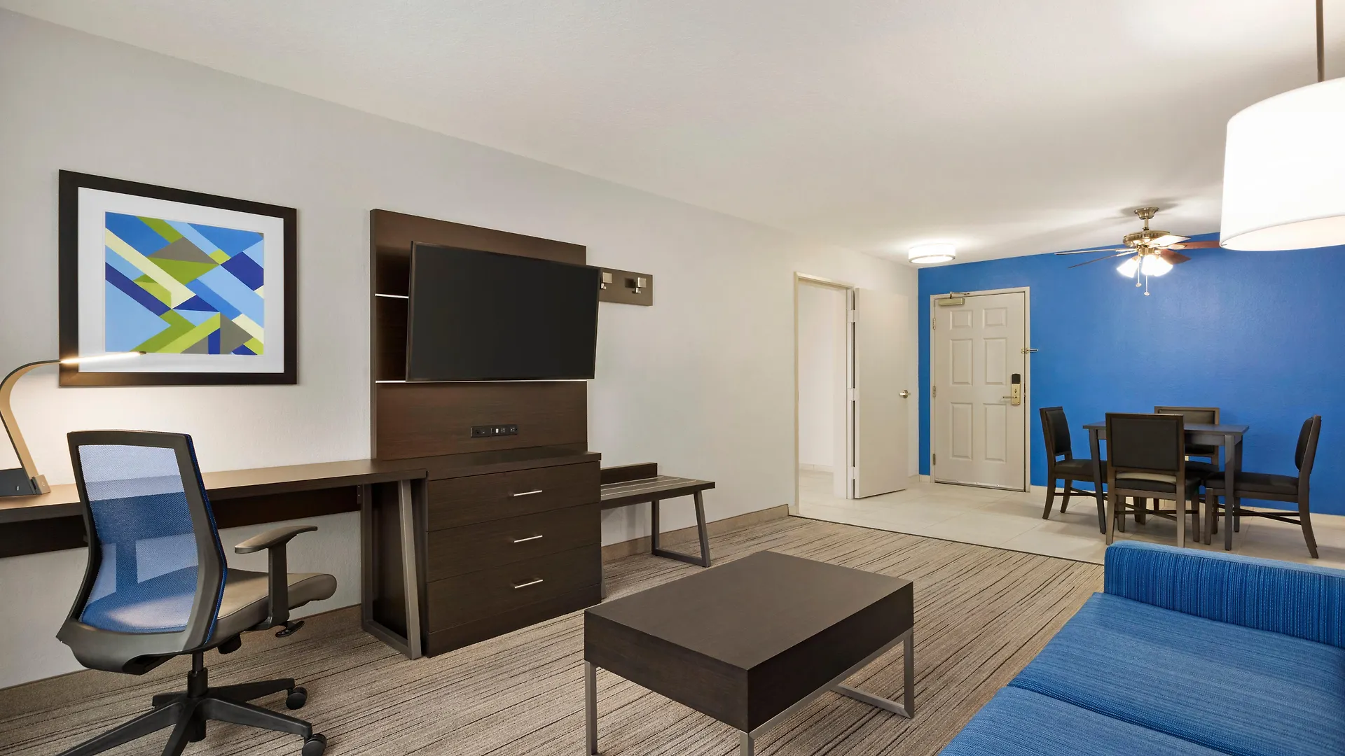 Hotel Express & Sarasota East By Ihg Vamo