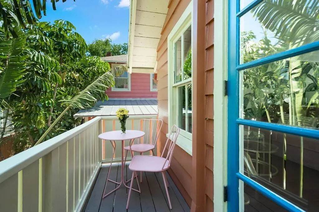 The Julia Place Carriage House