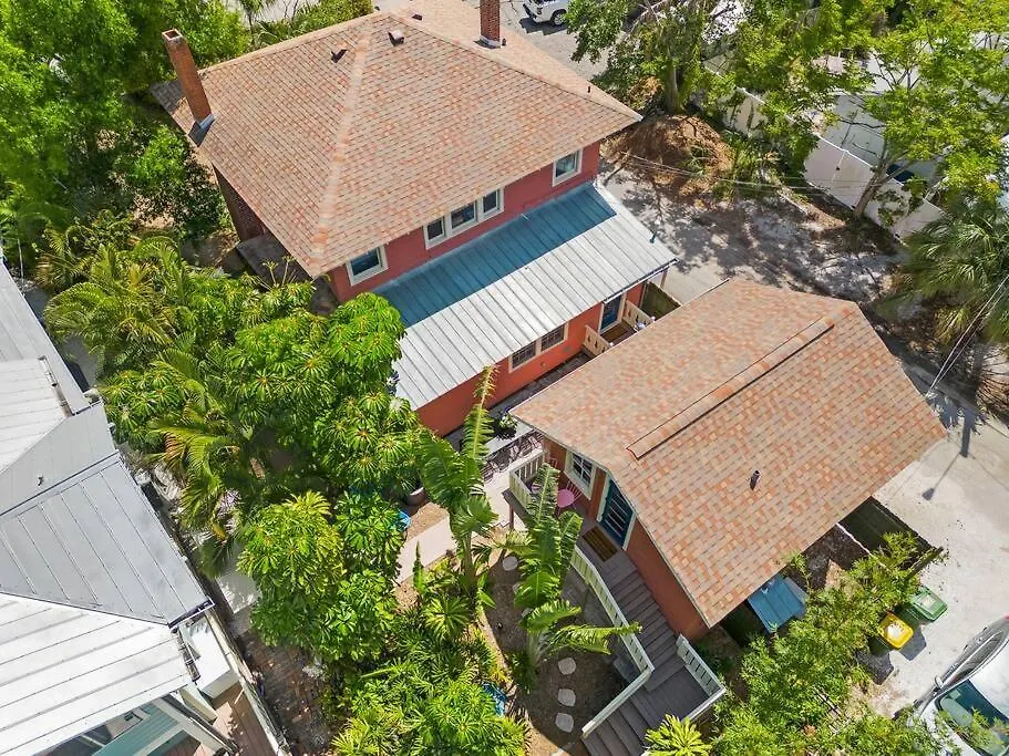 The Julia Place Carriage House * Sarasota