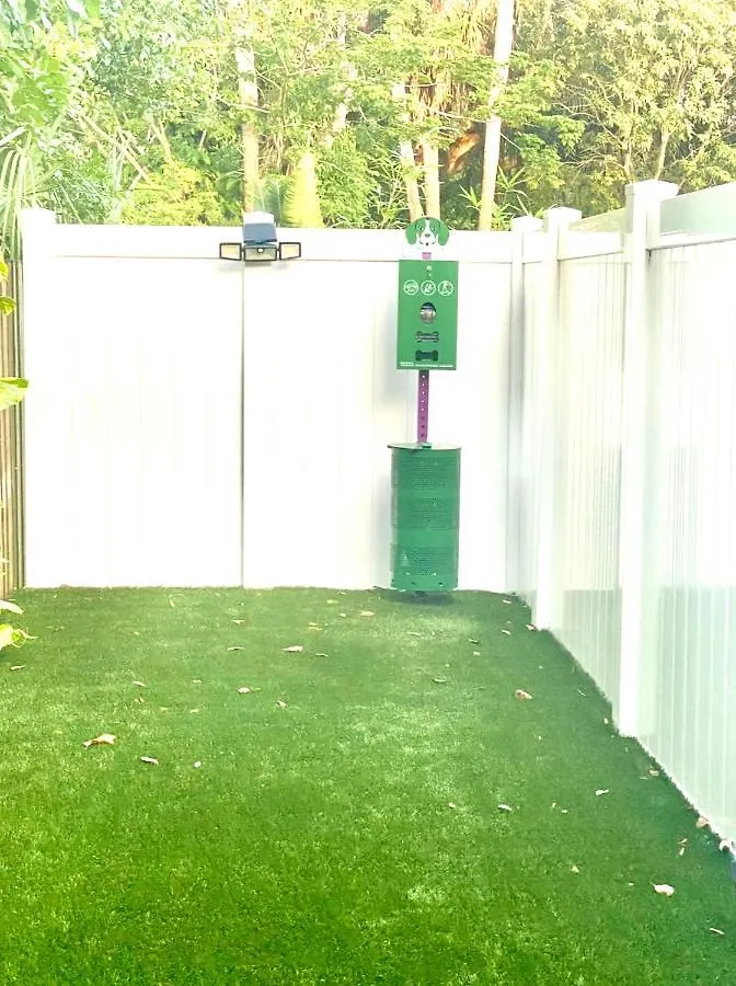 Beach-town Pet-friendly Downtown @ 10 Acre Park-629