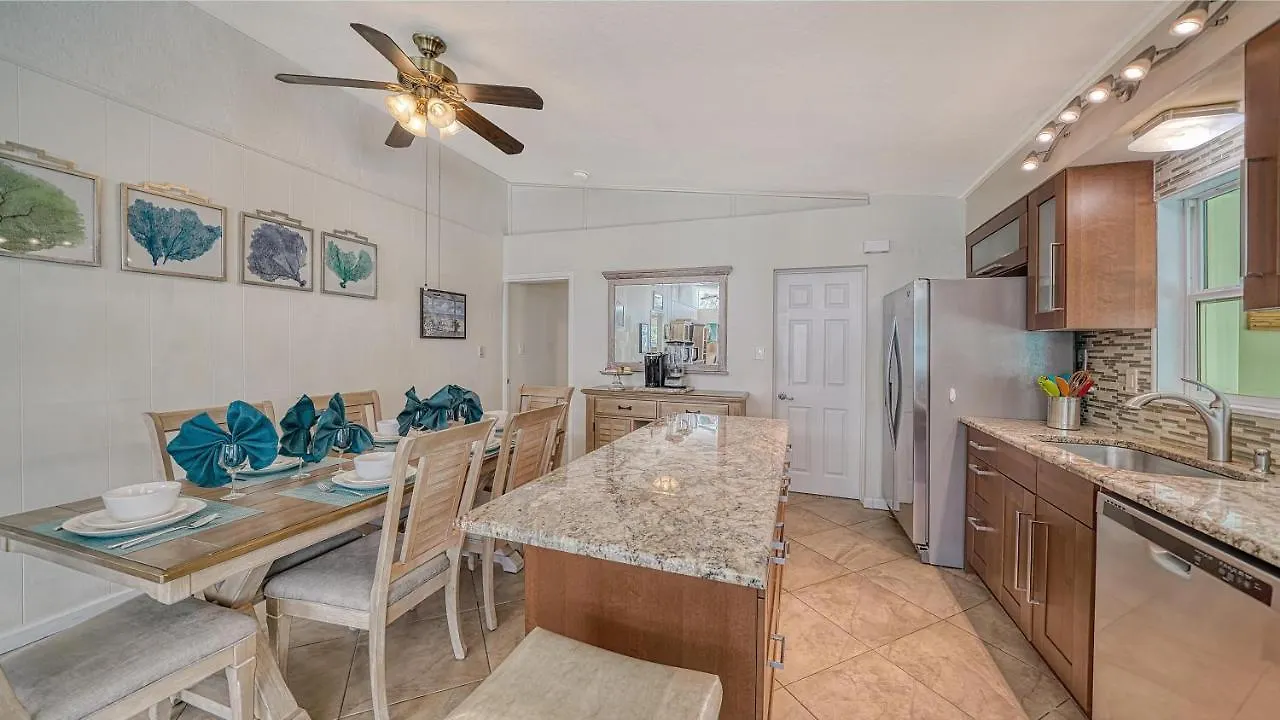 Sandpiper - 1655 Holiday home