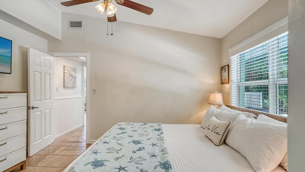 Sandpiper - 1655 Holiday home