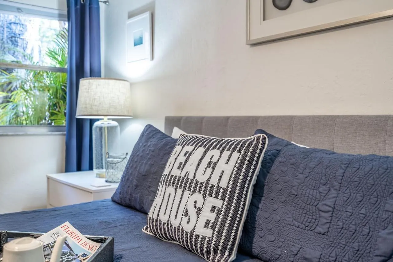 2bed 1bath Minutes To Downtown, Beaches, Restaurants, Theaters And * Сарасота