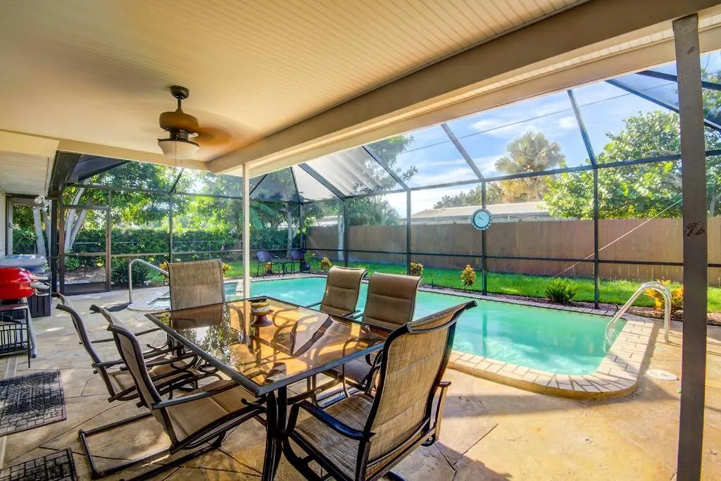 Close To Siesta Key, Shopping, Restaurants & More! Apartment Sarasota
