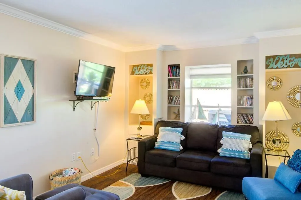 Close To Siesta Key, Shopping, Restaurants & More! Apartment Sarasota