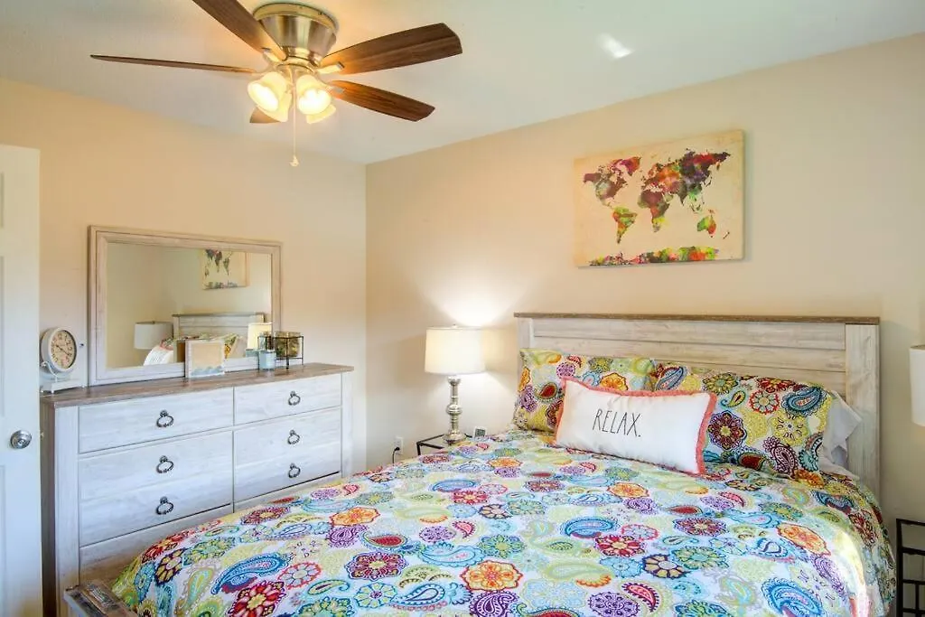Apartment Close To Siesta Key, Shopping, Restaurants & More! *