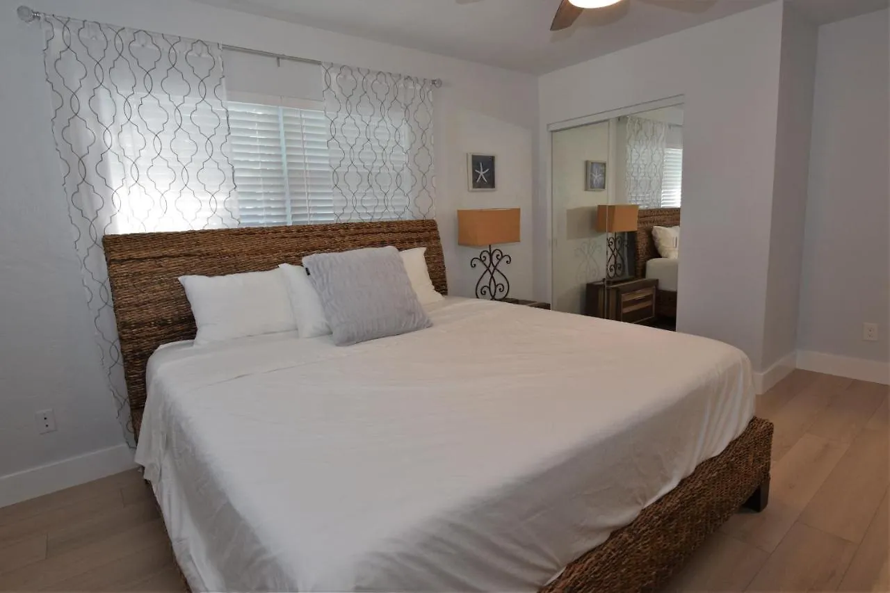 4bd/3bth Renovation With Heated Pool Near Downtown * Sarasota