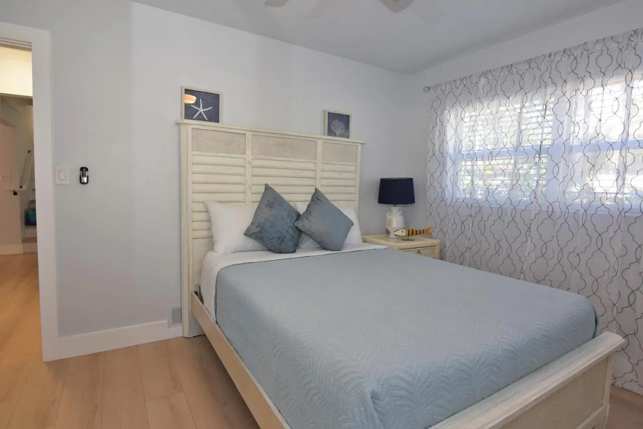 4bd/3bth Renovation With Heated Pool Near Downtown