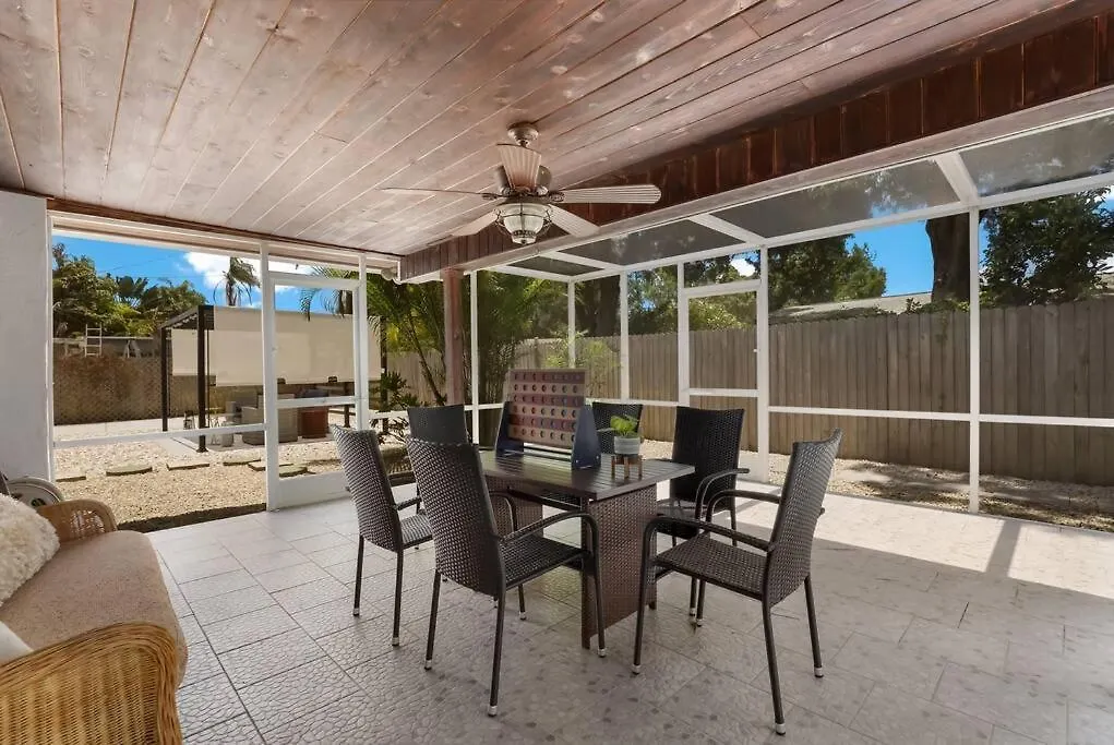 Holiday home Updated Pool Home, Near Siesta Key *