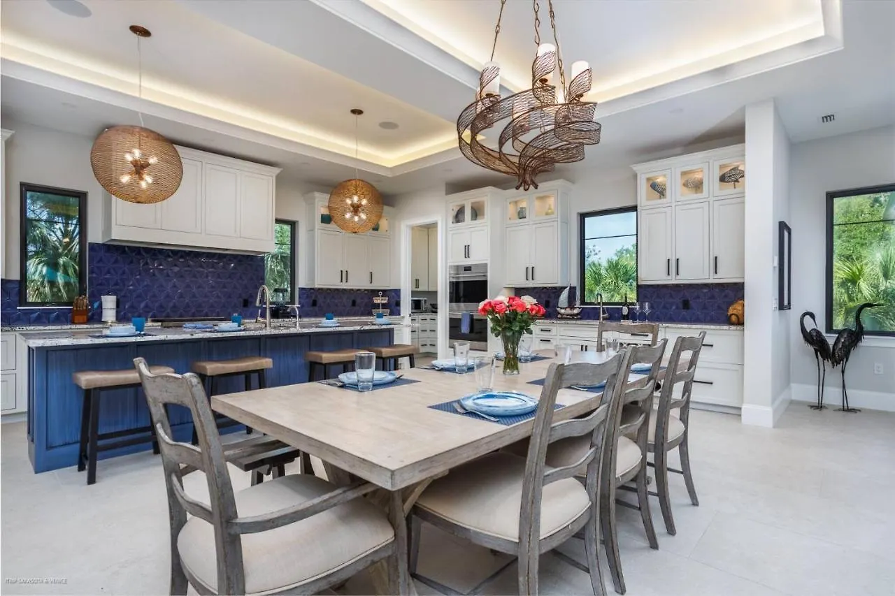 Sabal Custom By The * Sarasota