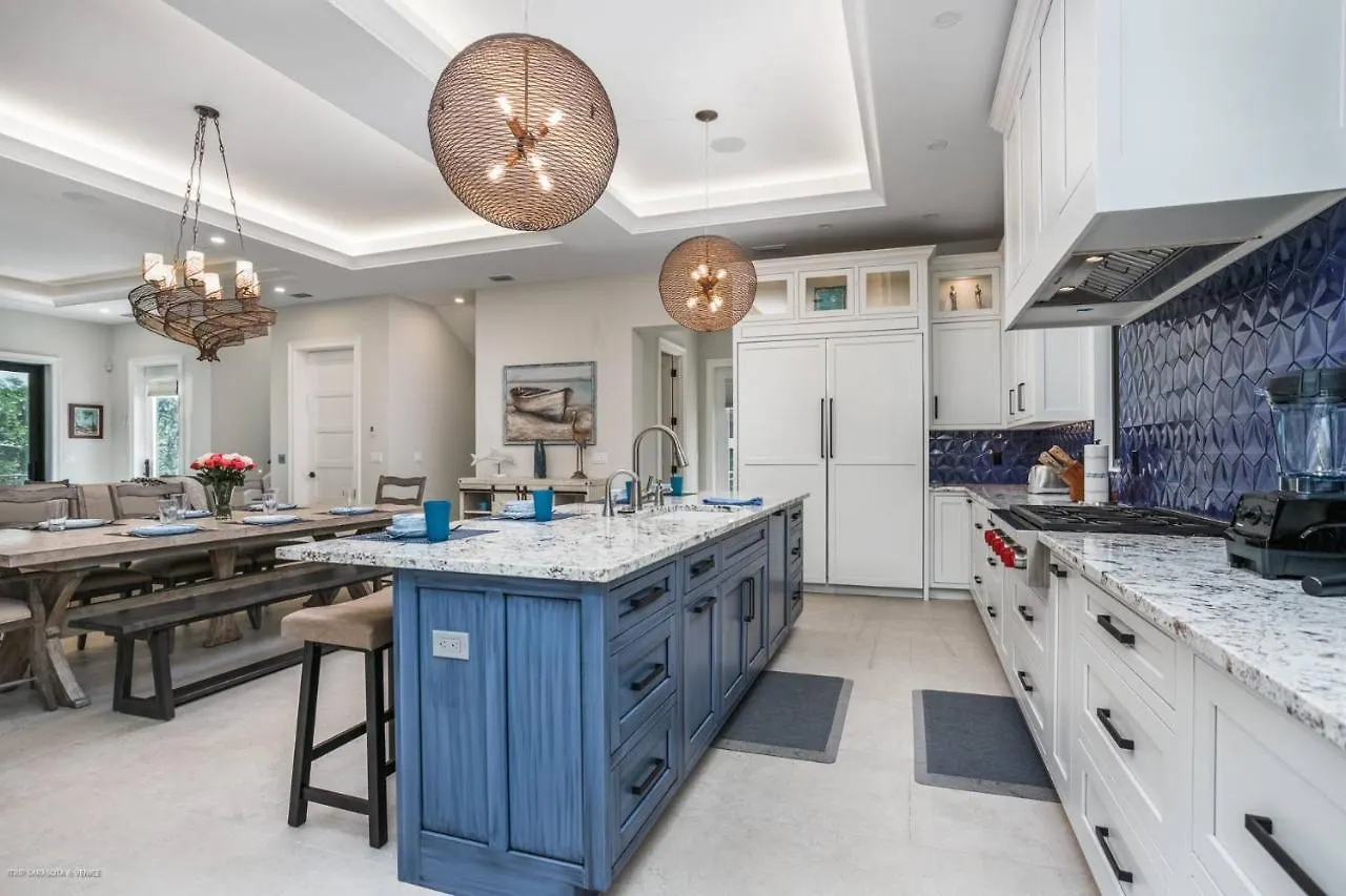 Sabal Custom By The * Sarasota