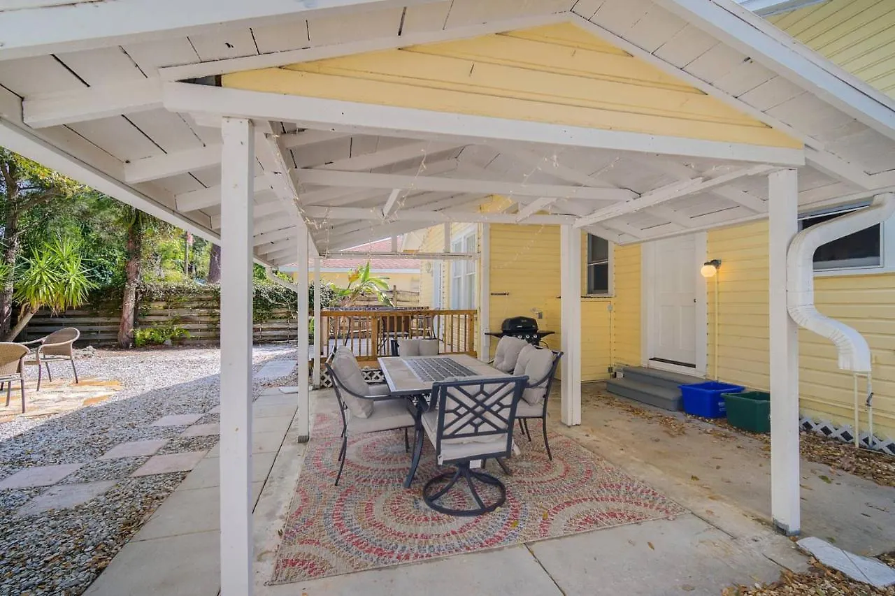 Sunshine Holiday home