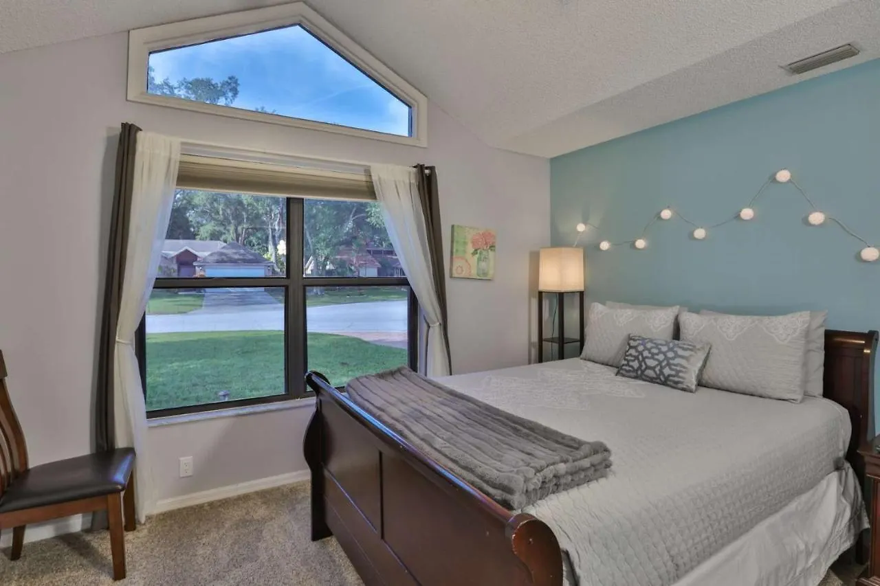Cypress - Pool Holiday home *