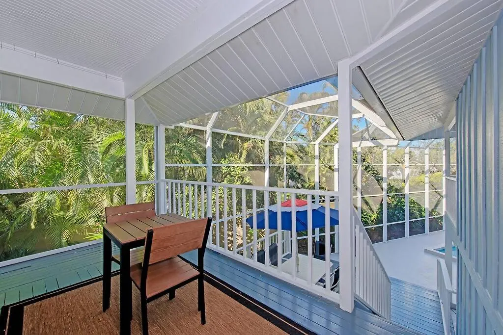 Holiday home Family Friendly With Large Pool