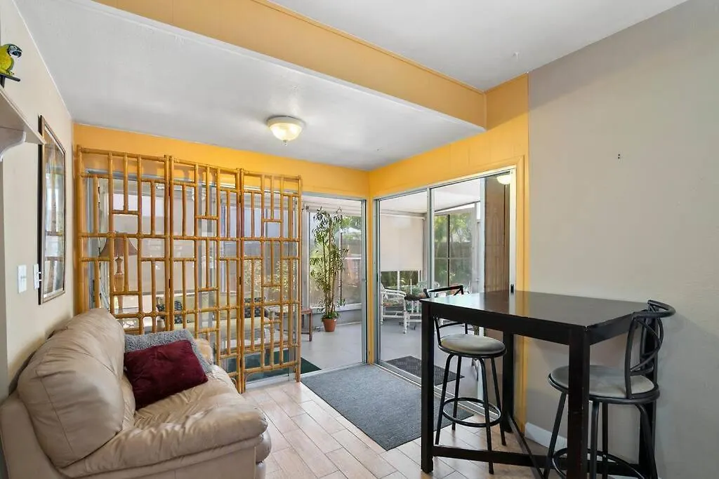 Parrot Bay Retreat Holiday home Sarasota