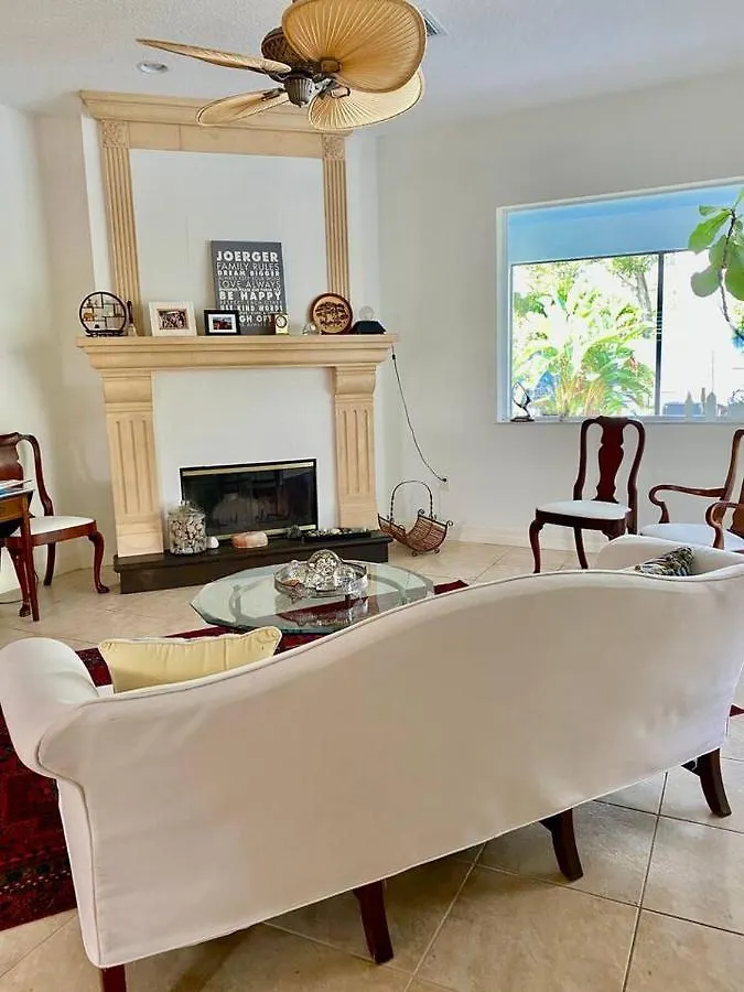 Tranquil Court Oasis Villa *