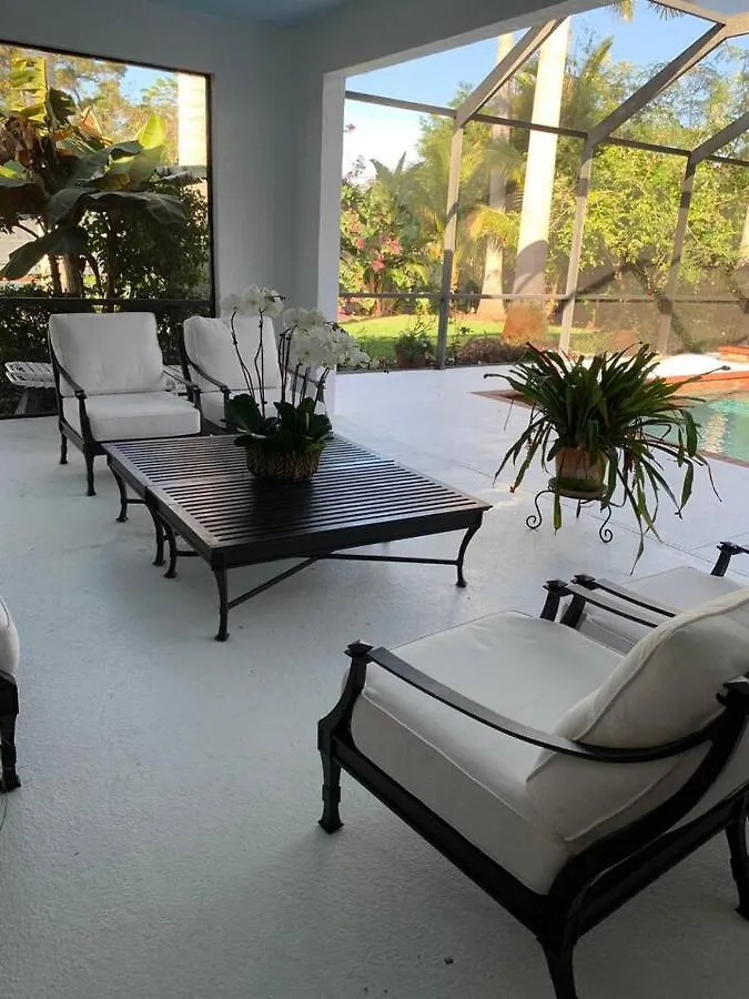 Villa Tranquil Court Oasis