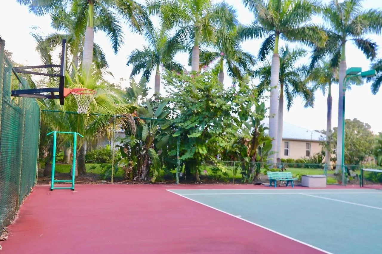 Tranquil Court Oasis * Sarasota