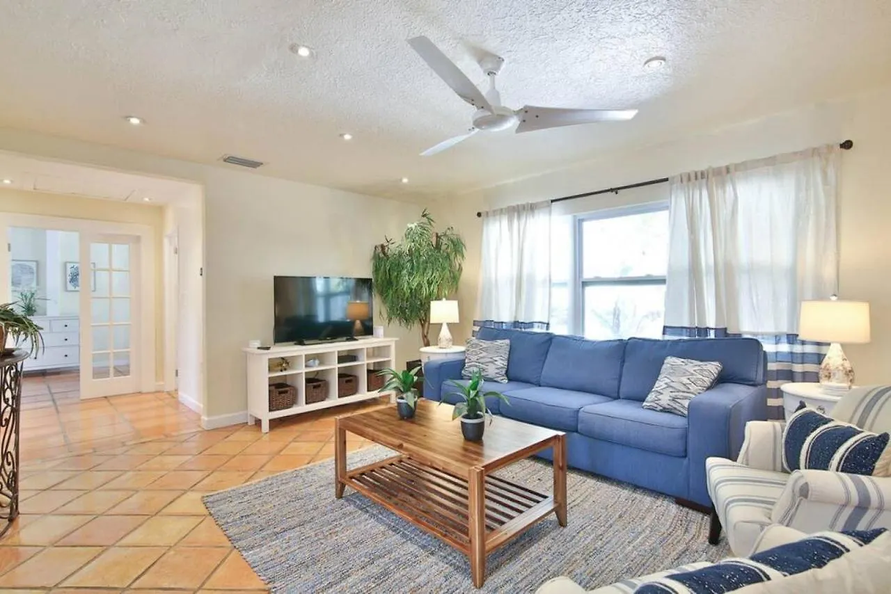 Holiday home Gorgeous Private With Heated Pool