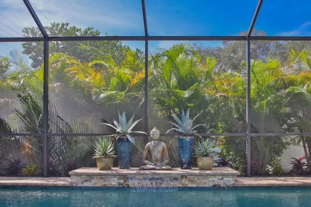 Gorgeous Private With Heated Pool Holiday home *