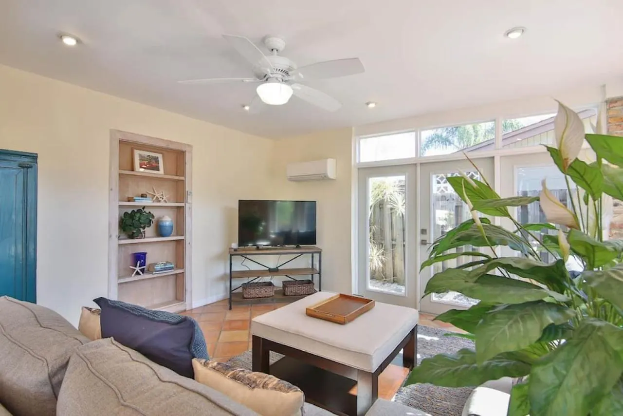 Gorgeous Private With Heated Pool Holiday home