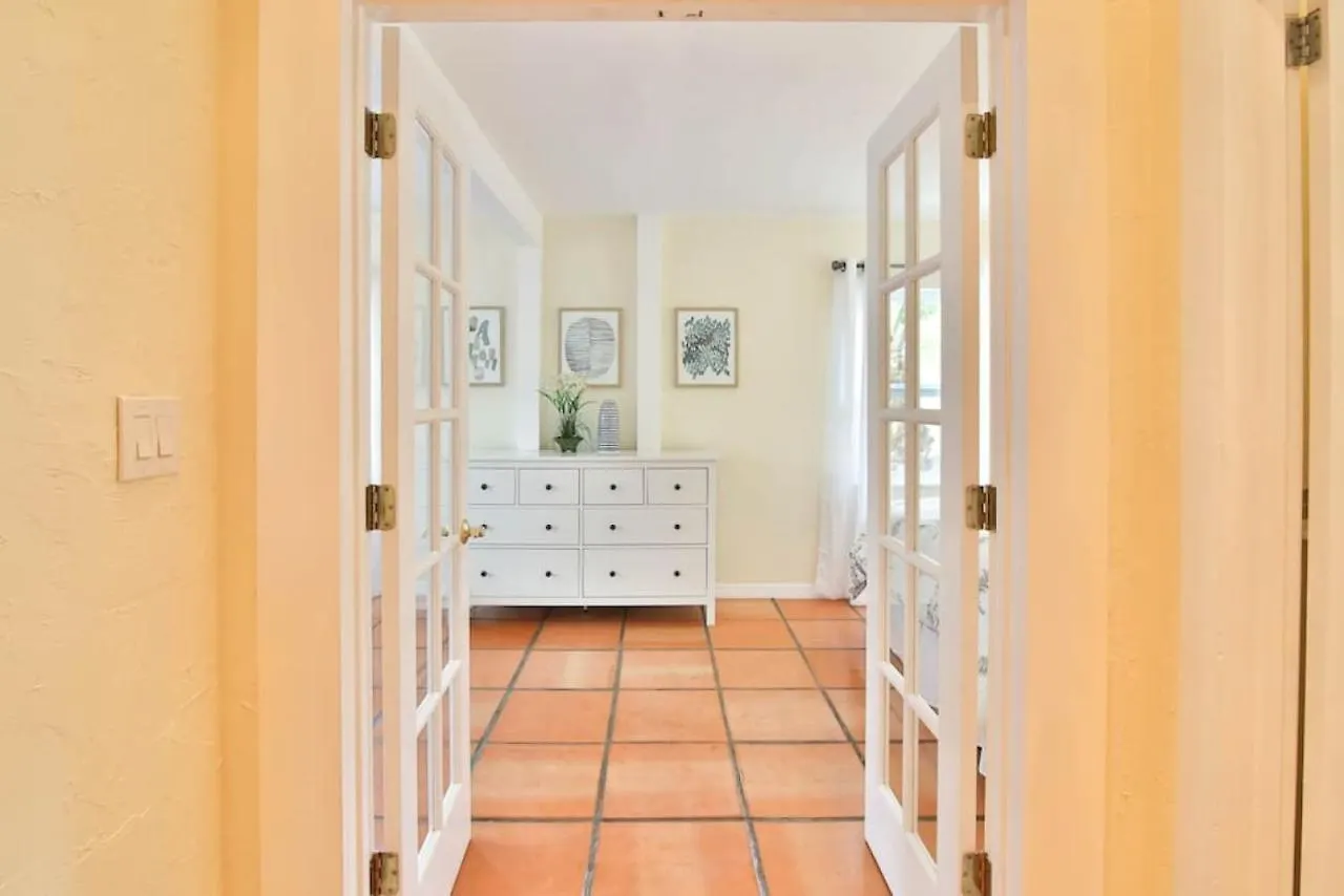 Holiday home Gorgeous Private With Heated Pool *