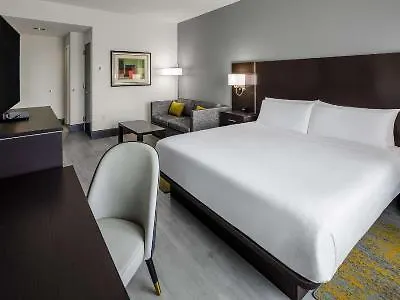 Hotel Doubletree By Hilton Sarasota Bradenton Airport 4*