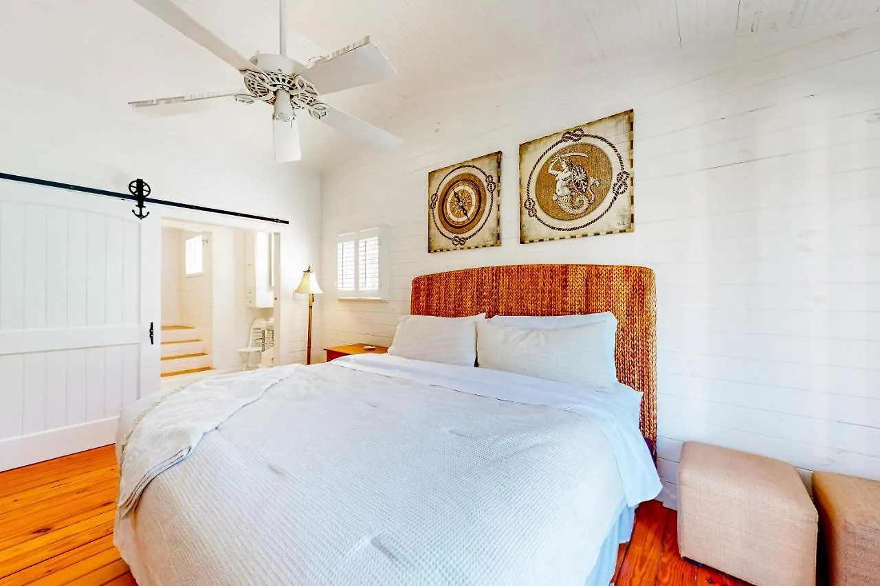 Escape By The Sea Holiday home *