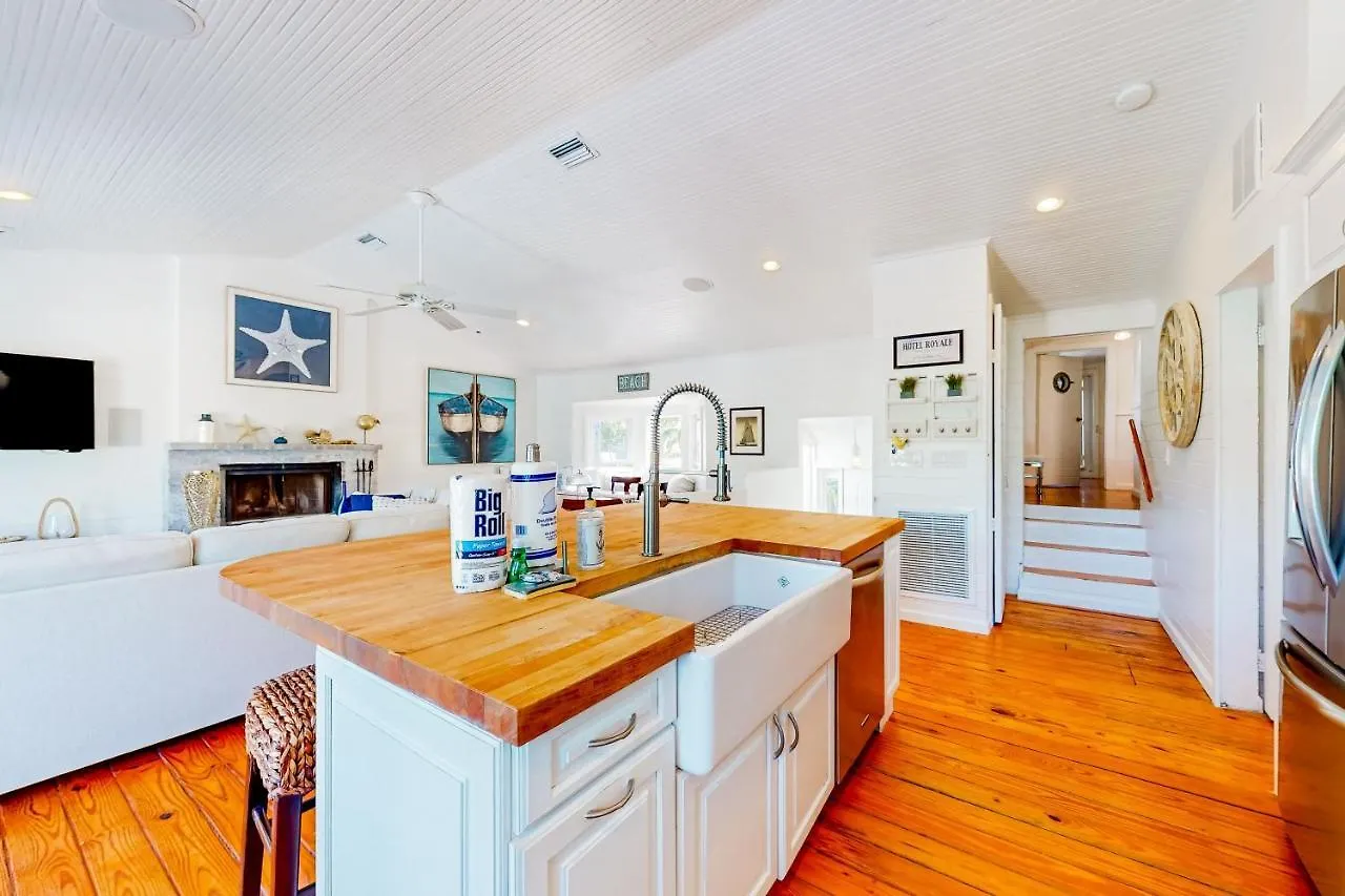 Holiday home Escape By The Sea