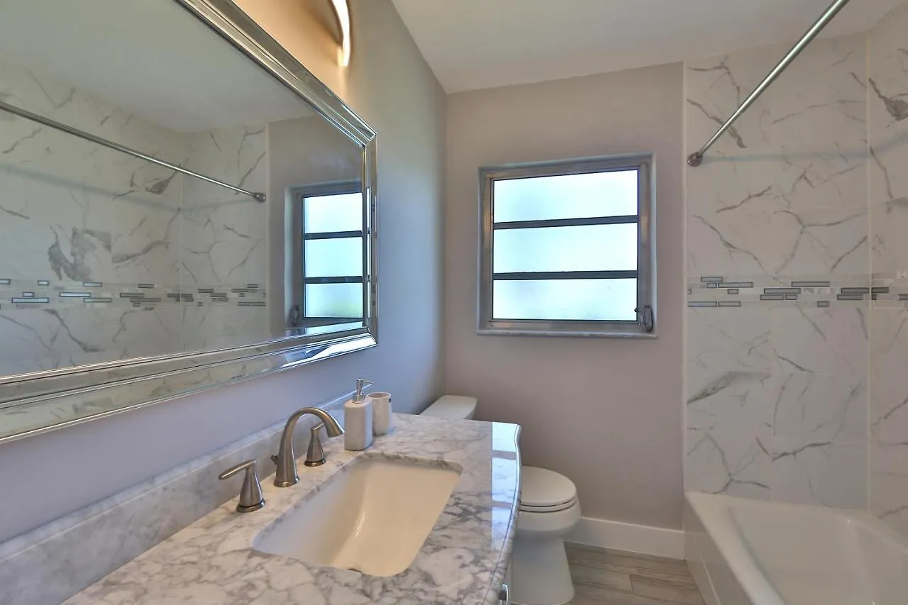 Villa Oceanfront With Heated Pool *