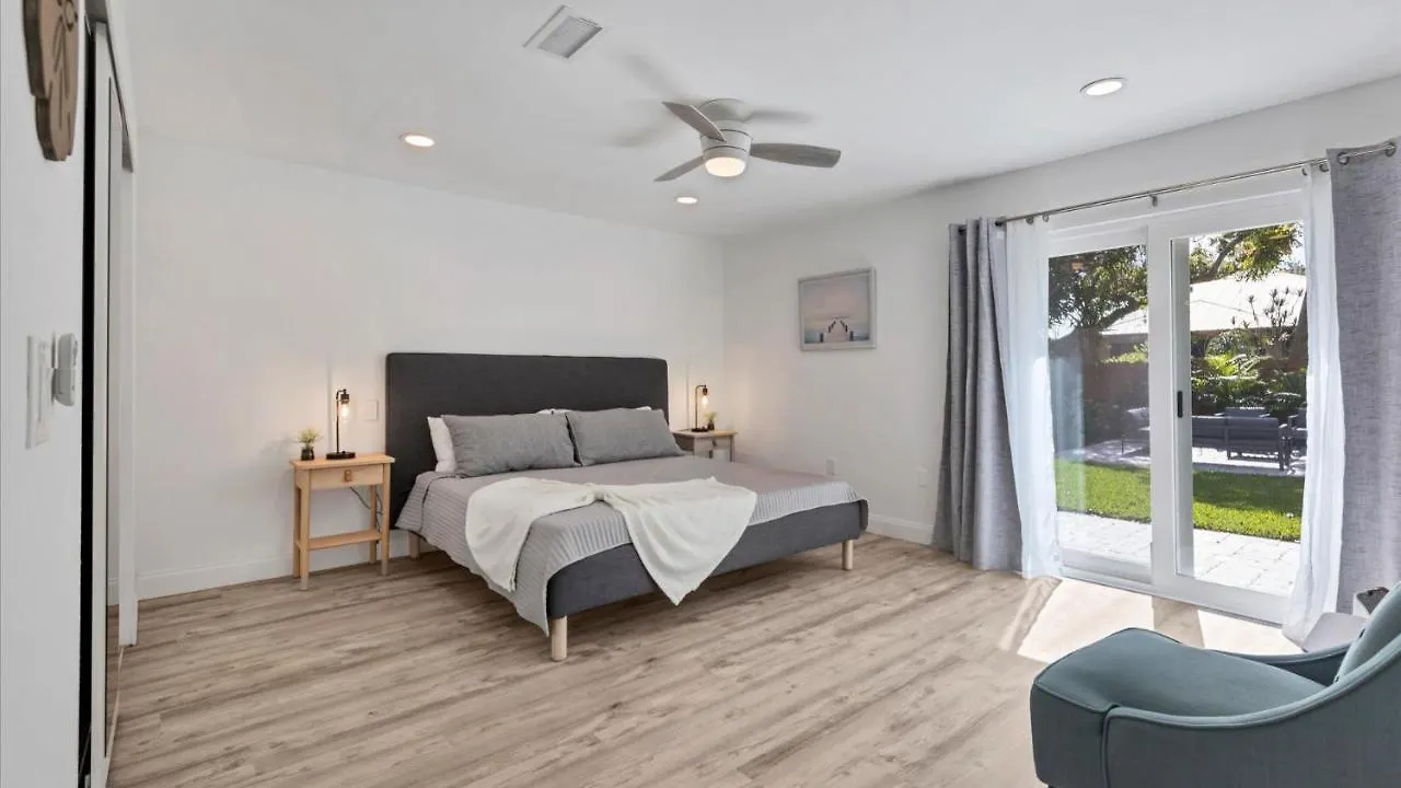 Villa Siesta Key - 3 Bed 3 Baths *