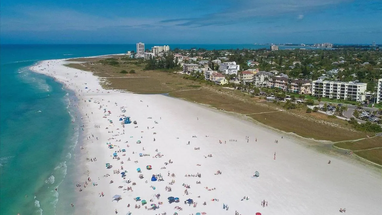 Villa Siesta Key - 3 Bed 3 Baths *