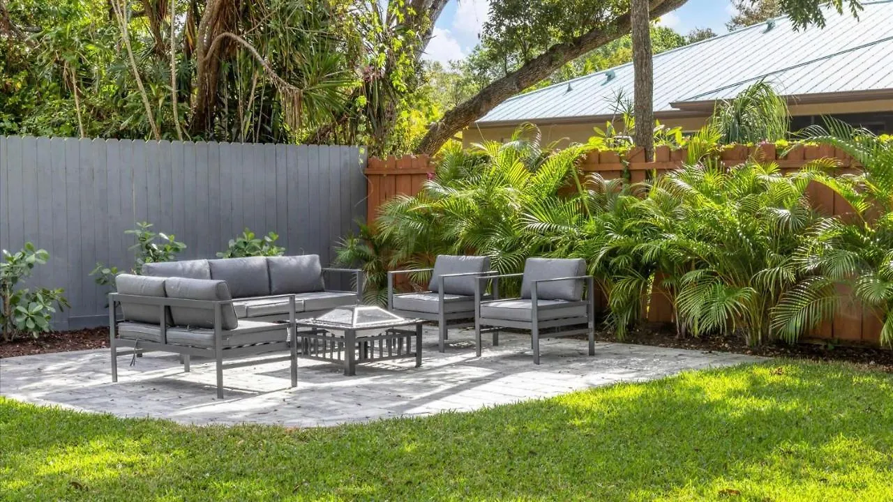 Siesta Key - 3 Bed 3 Baths Villa Sarasota