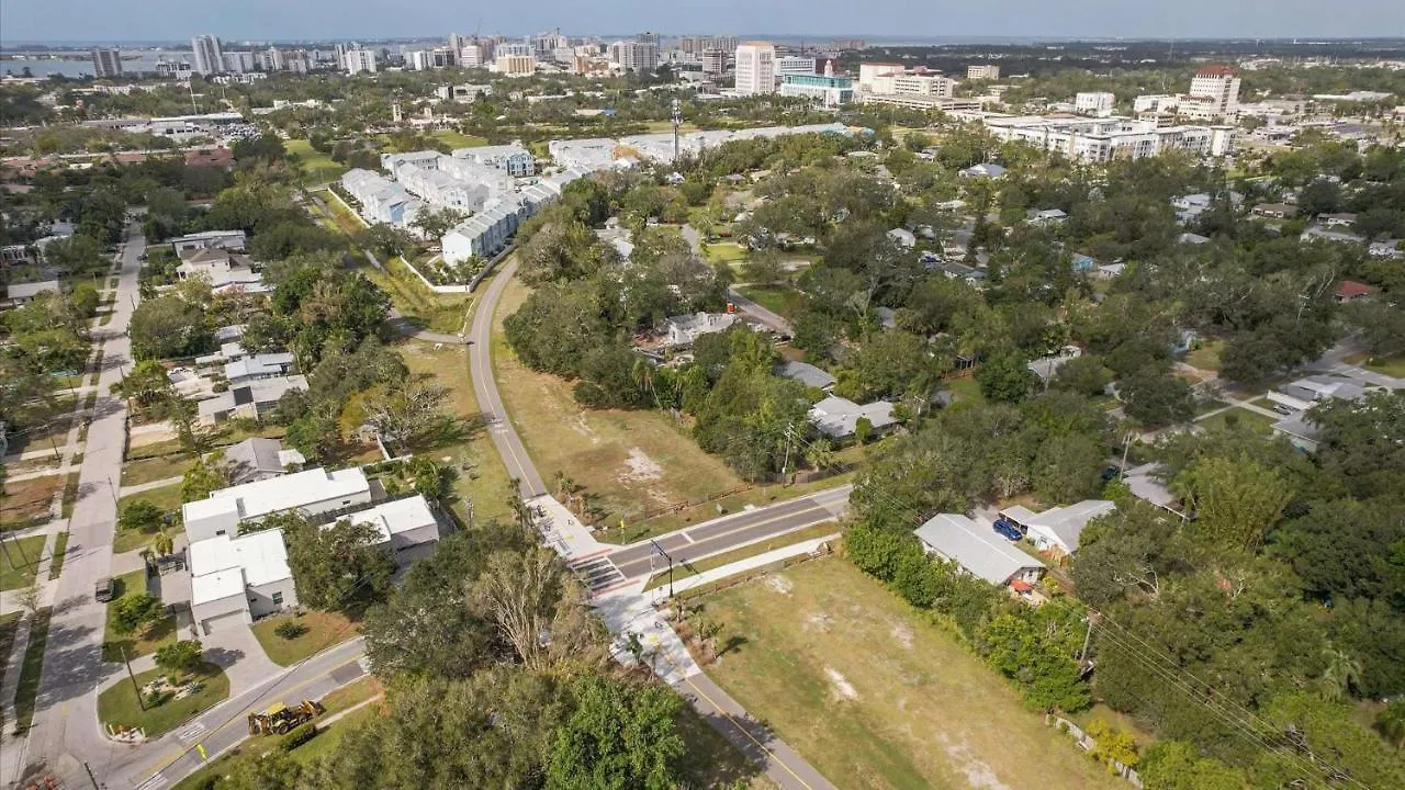 Siesta Key - 3 Bed 3 Baths