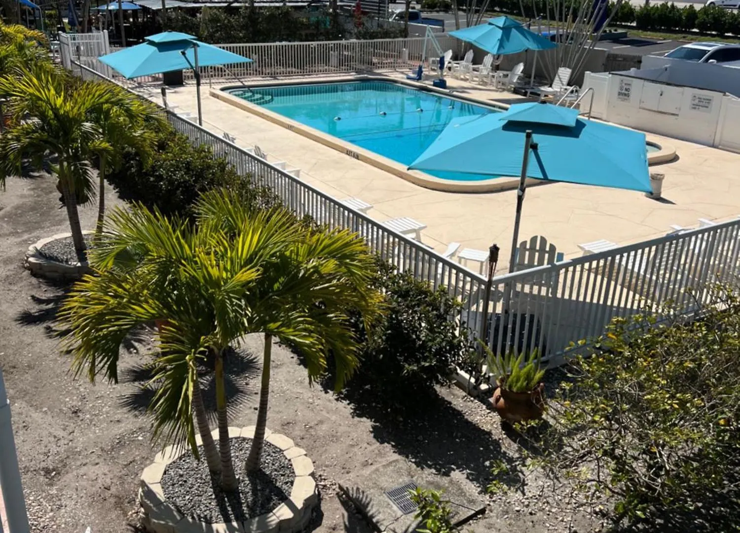 Hotel Lantern & -