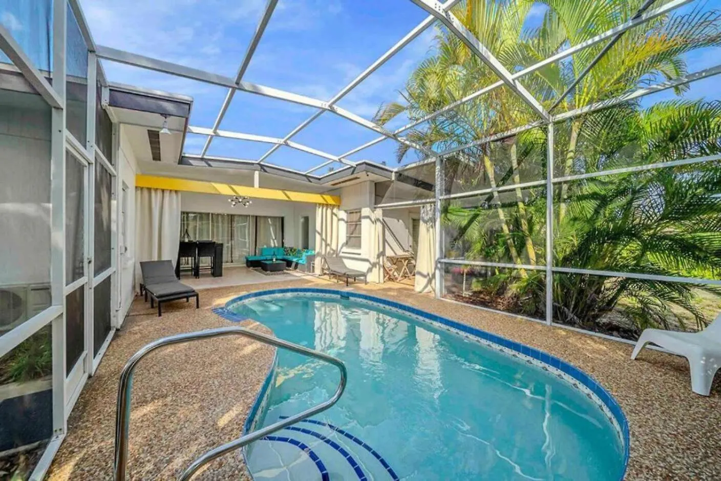 Holiday home Fantastic Island House 1 Mile To The With Heated Pool
