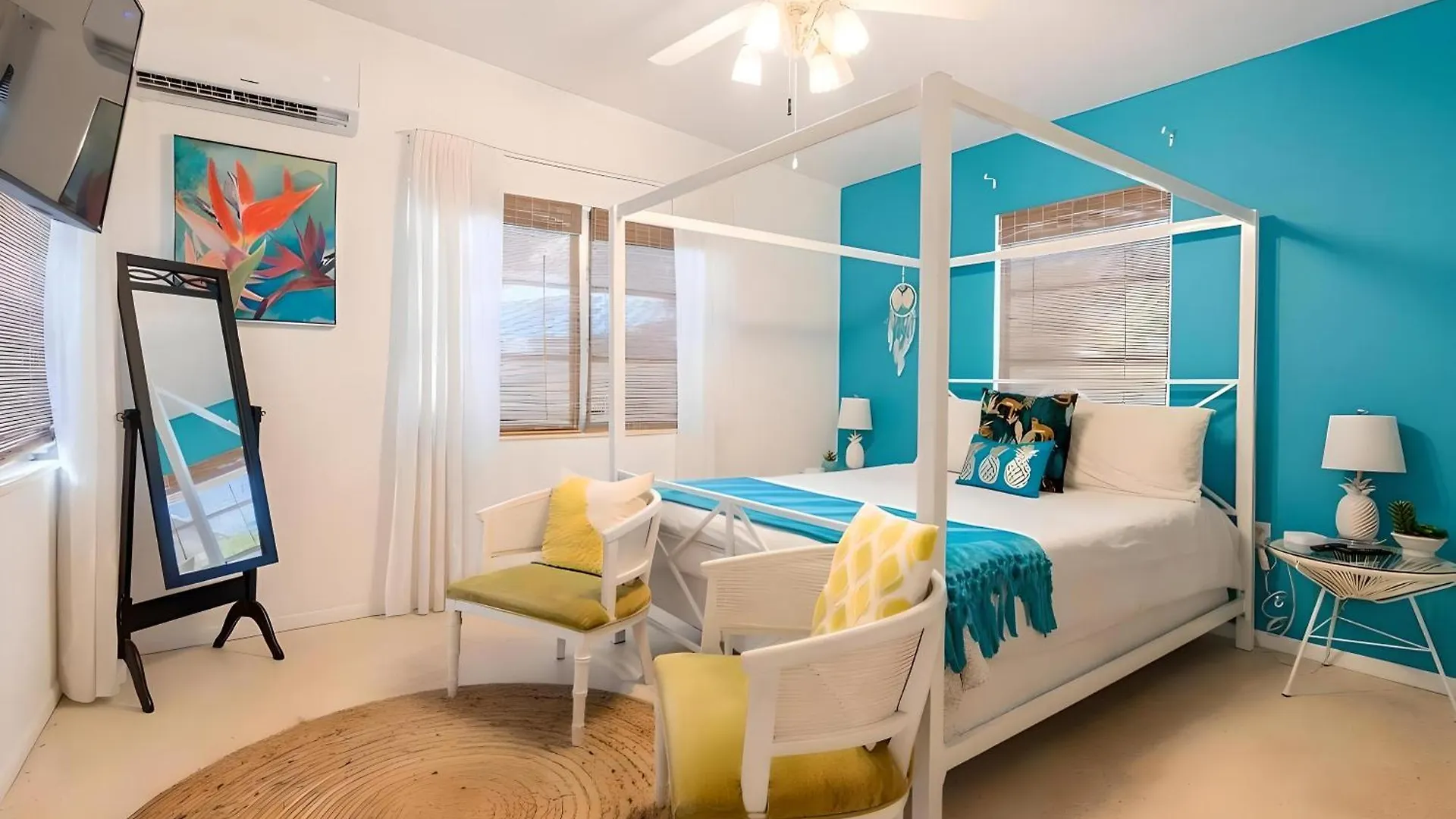 Fantastic Island House 1 Mile To The With Heated Pool Sarasota