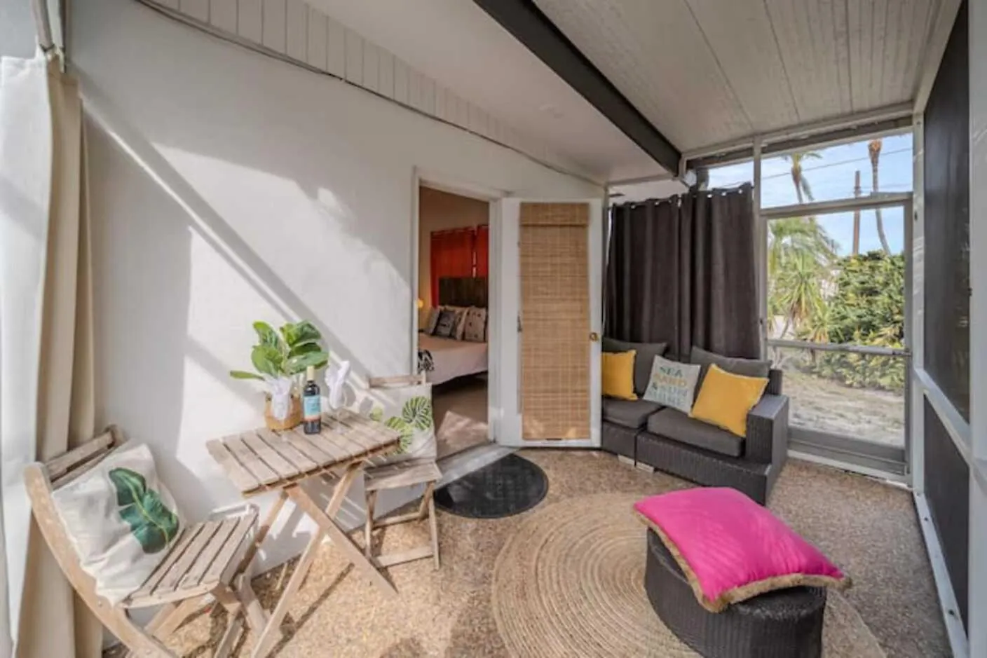 Beachside Bliss 1 Miles To The With Heated Pool Apartament