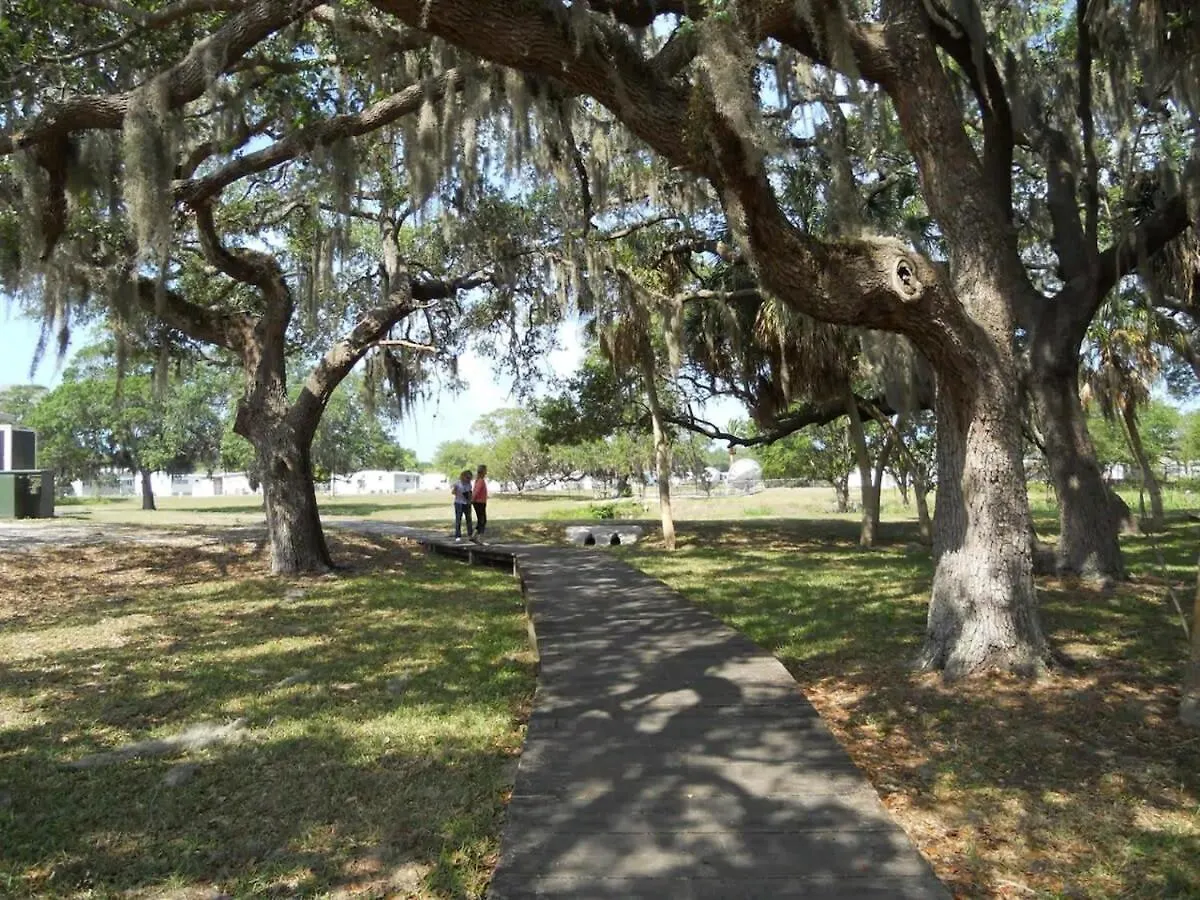 Pinecraft Tiny Holiday home Sarasota