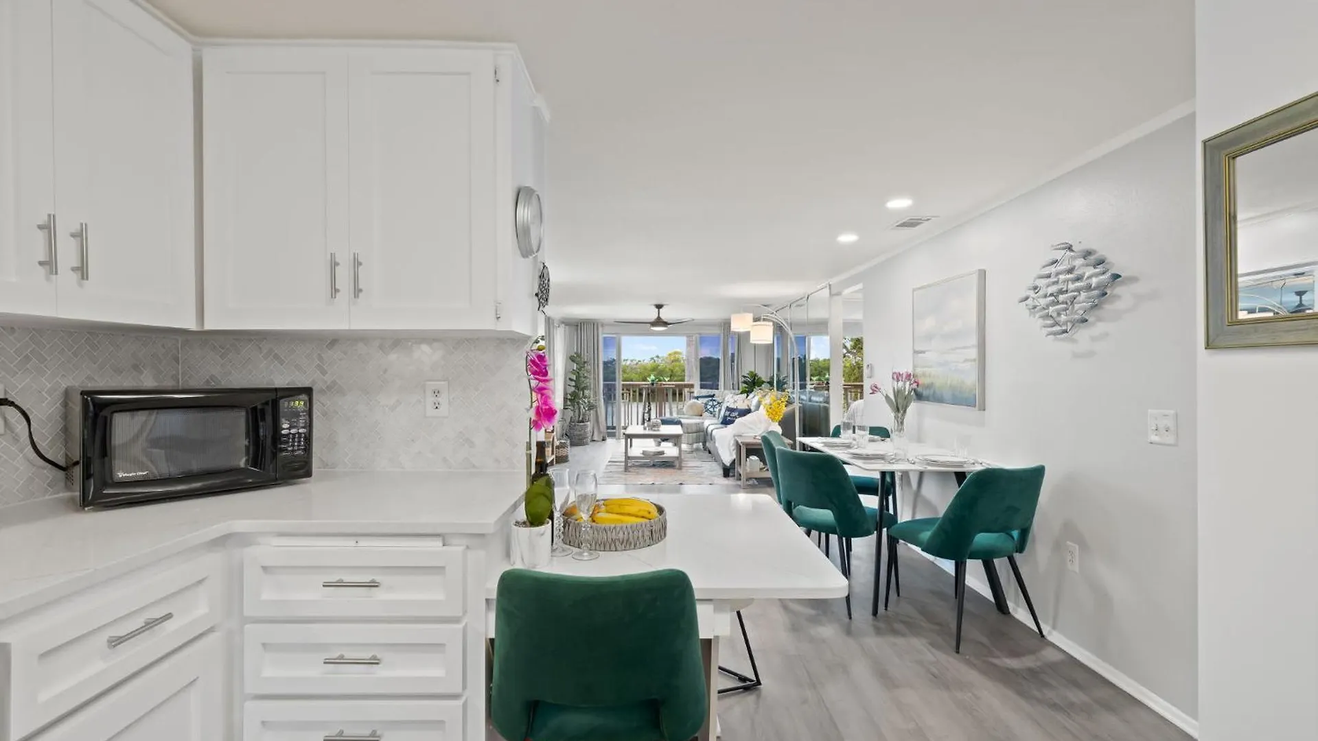 Bayside Escape-condo W Dock Pool And Near Sarasota