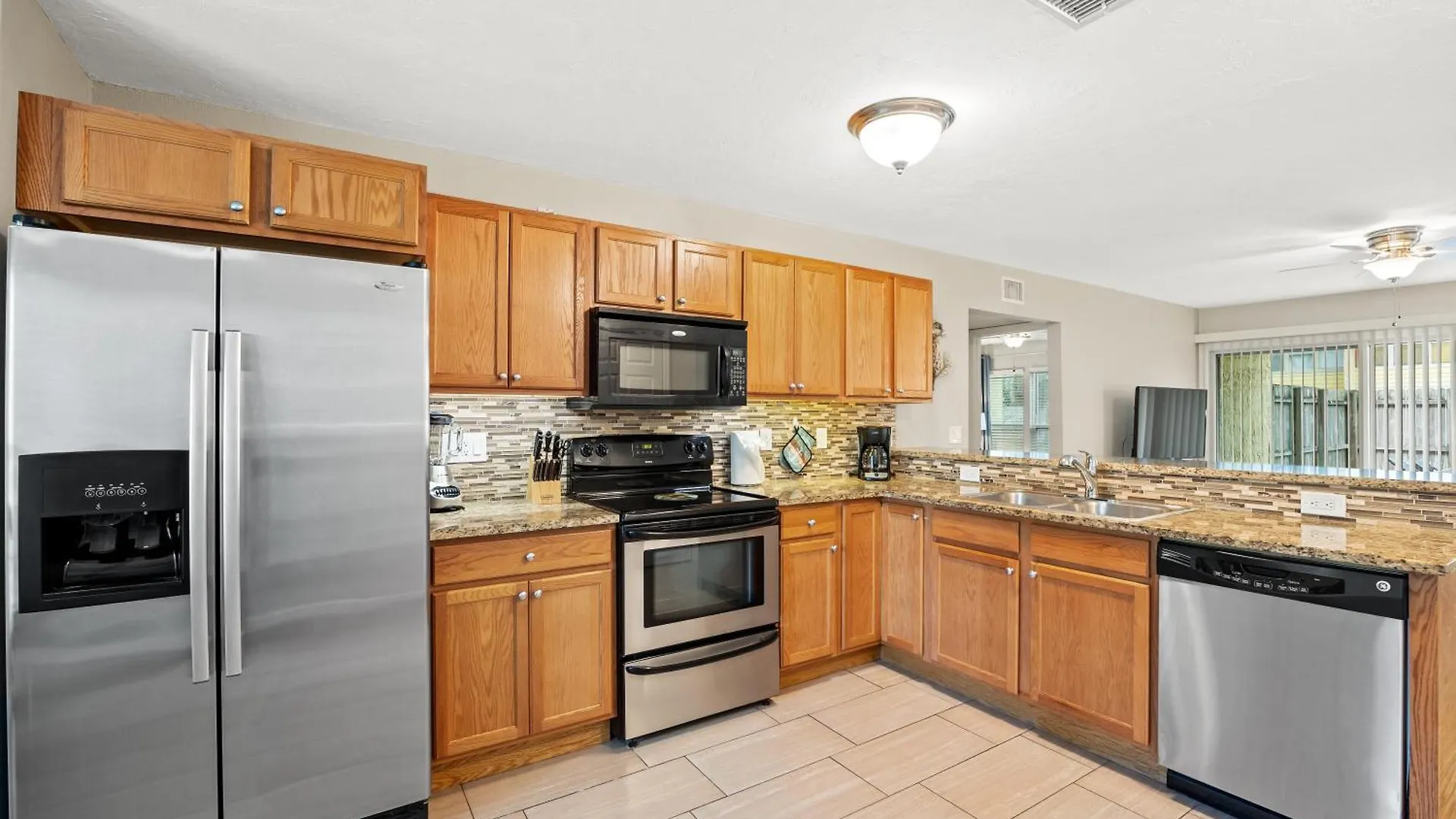Apartment Cozy 2-bedroom In Prime Siesta Key Location *