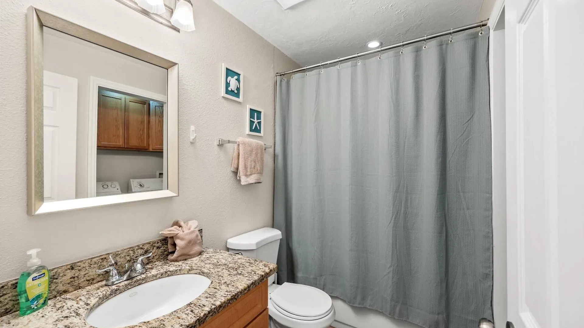 Apartment Cozy 2-bedroom In Prime Siesta Key Location Sarasota