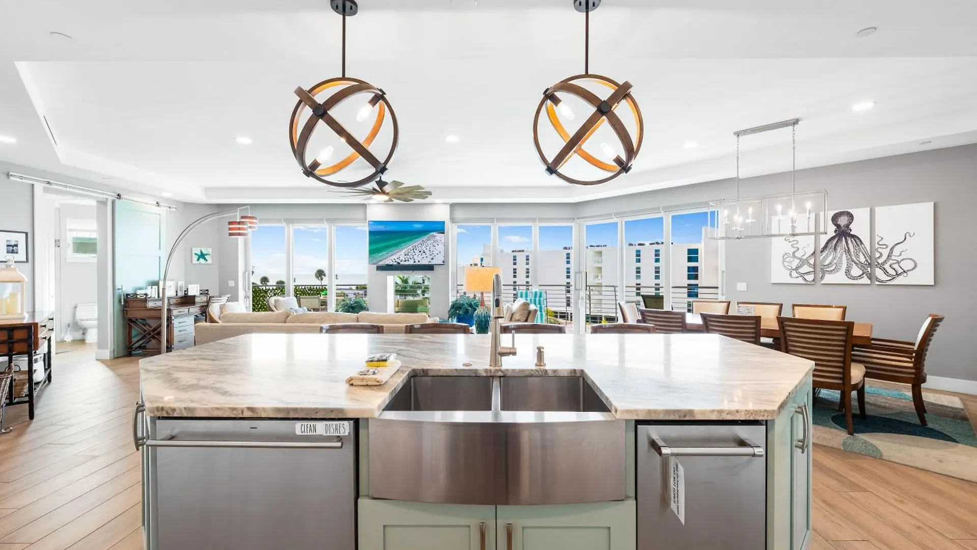 House Apartment *