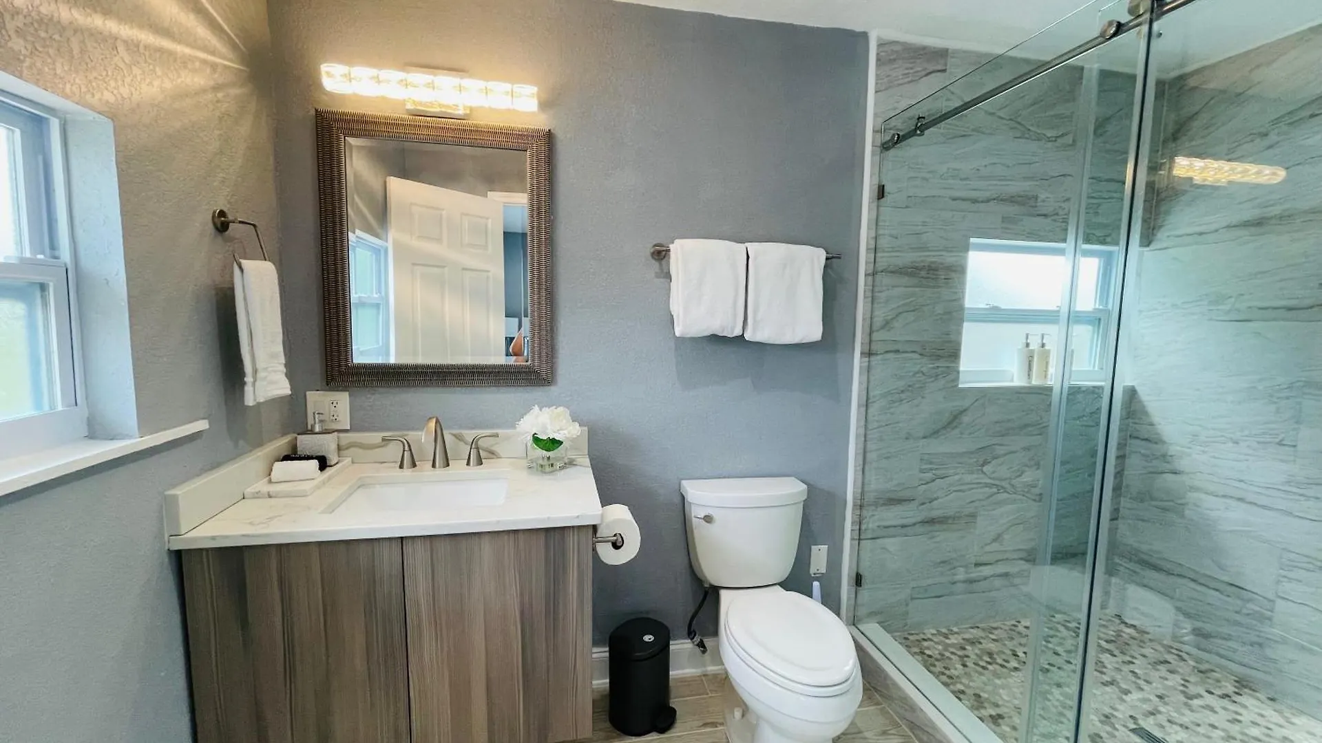 Paradise Heated Pool Near Img & Siesta Key Holiday home *