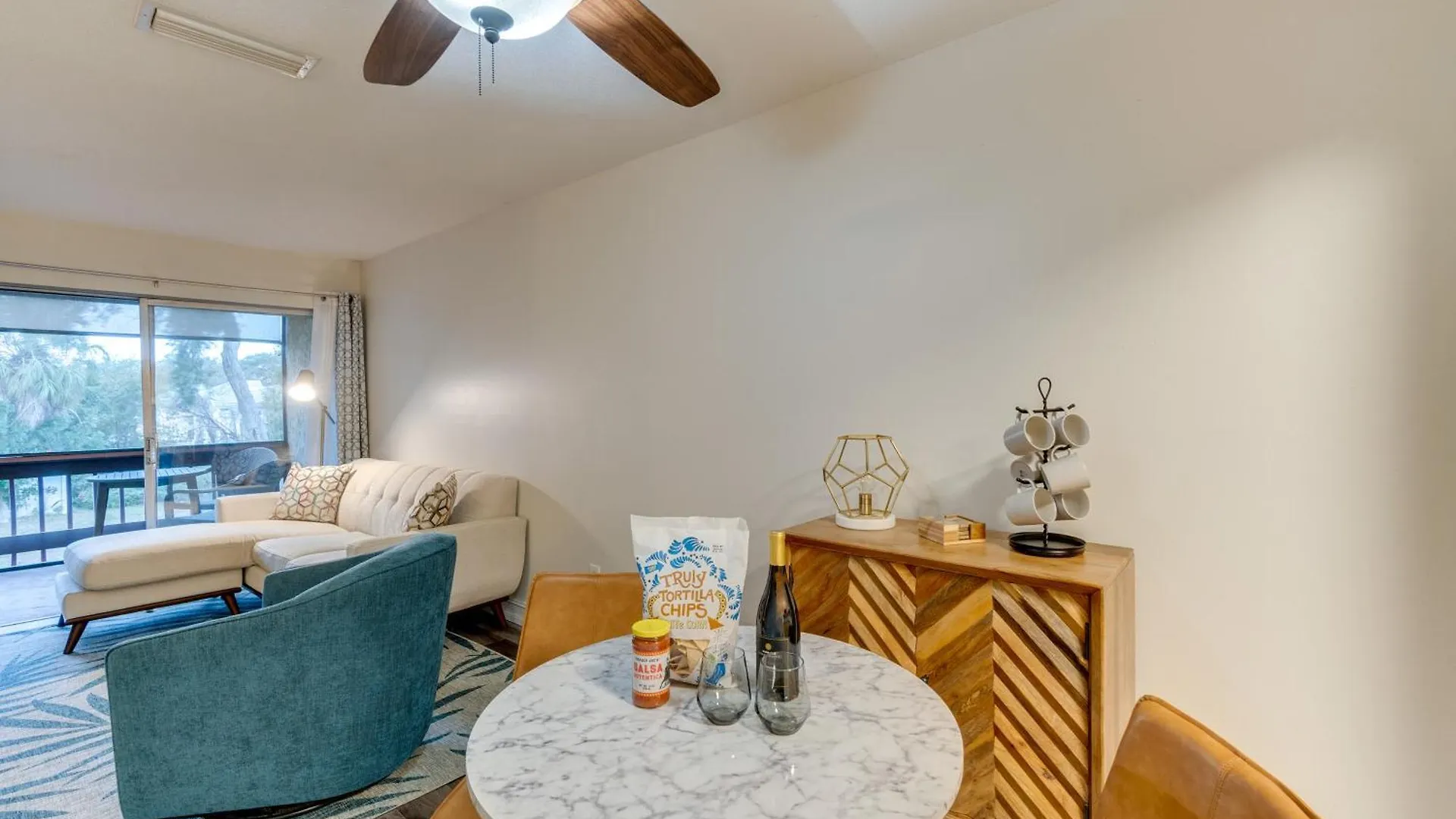 Apartment Quaint 4 Mi To Siesta Key Beach! *