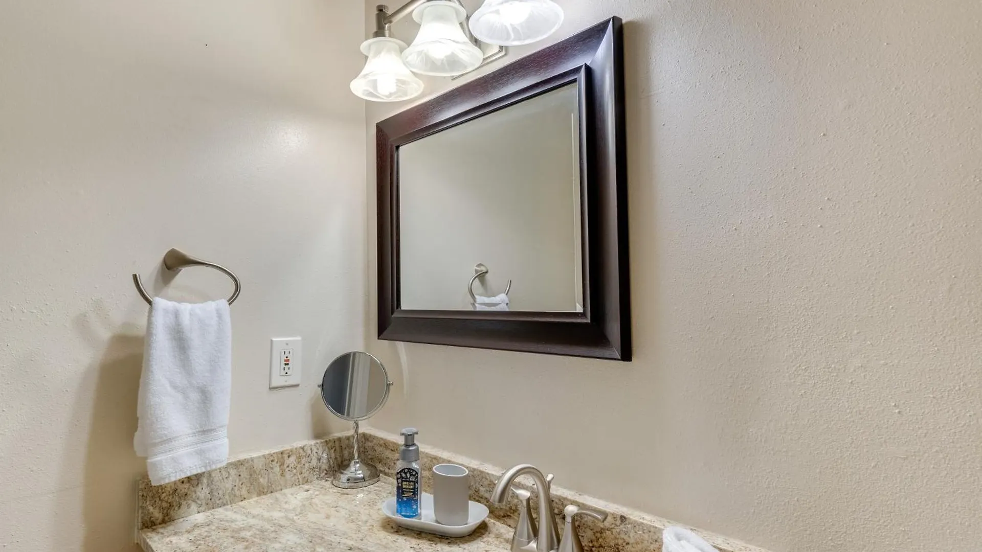 Apartment Quaint 4 Mi To Siesta Key Beach! Sarasota