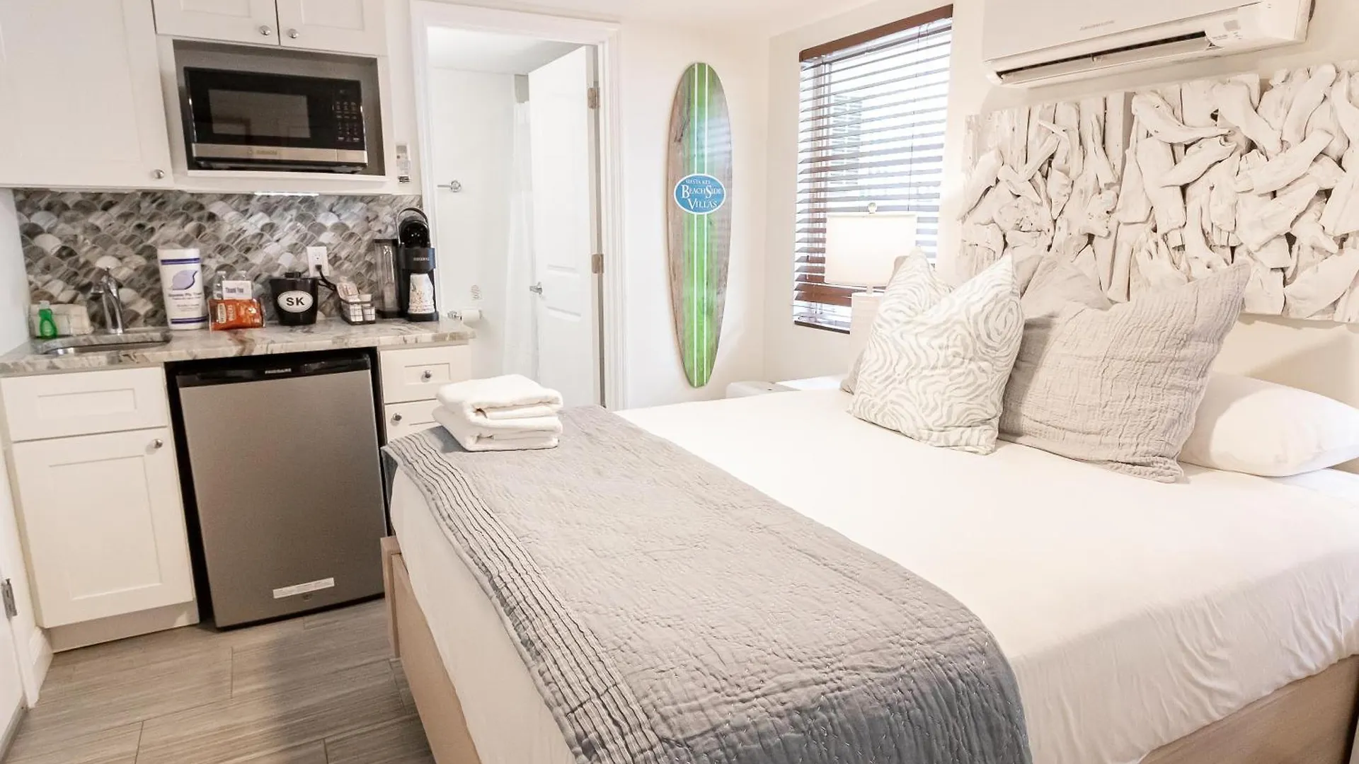 Villa Siesta Key Beachside