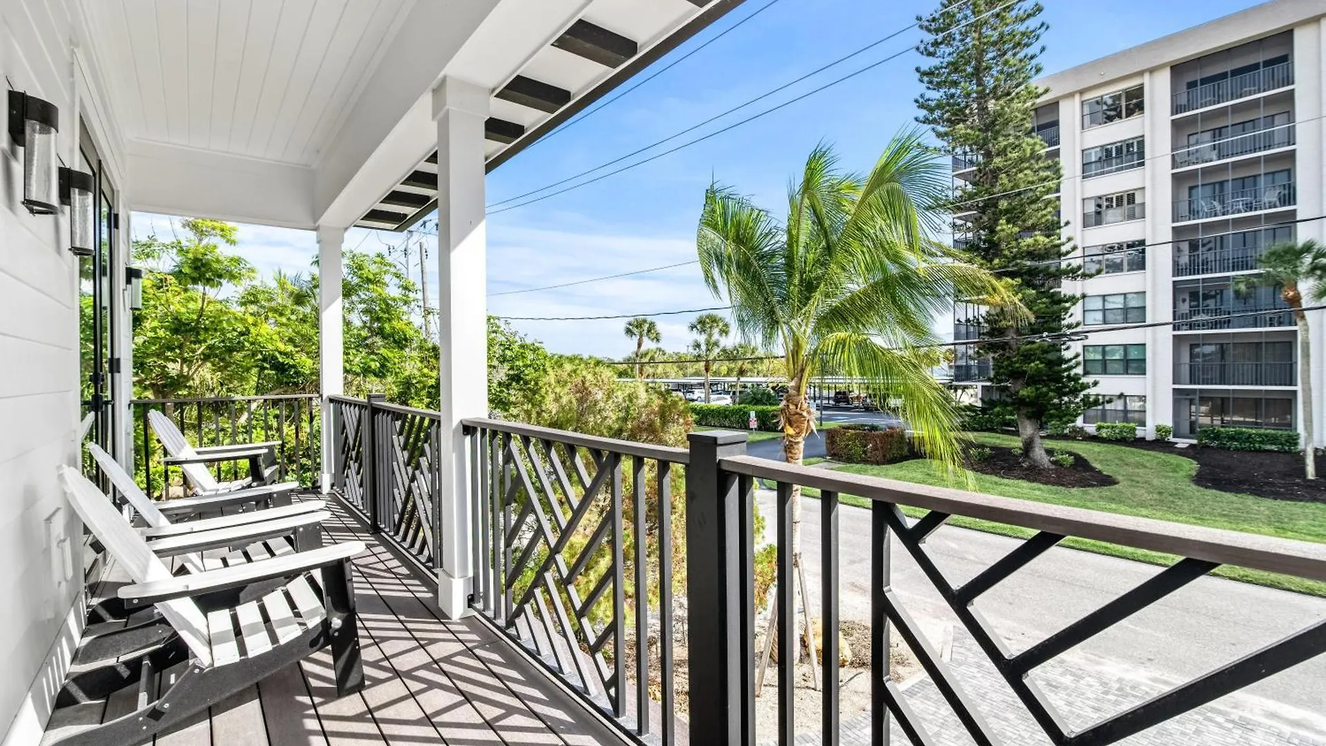 Shore Is Something - 129 Sarasota